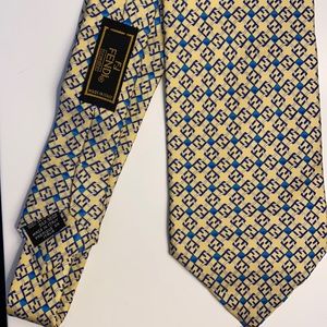 RARE Fendi 🌟 100% Silk 🌟Blue Logo Tie